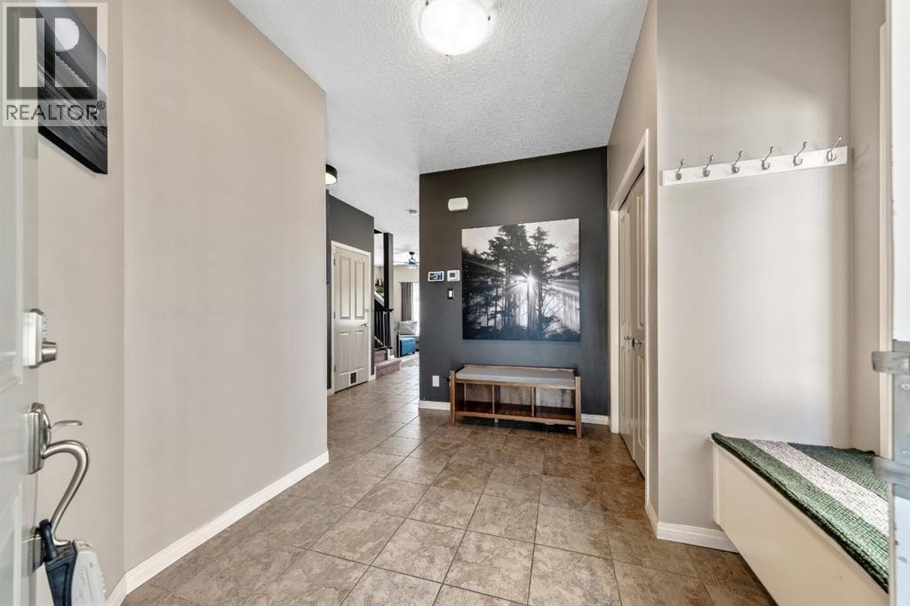 106 West Pointe Court, Cochrane