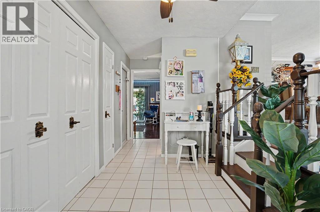 7361 HARTE Cul-de-sac - 8