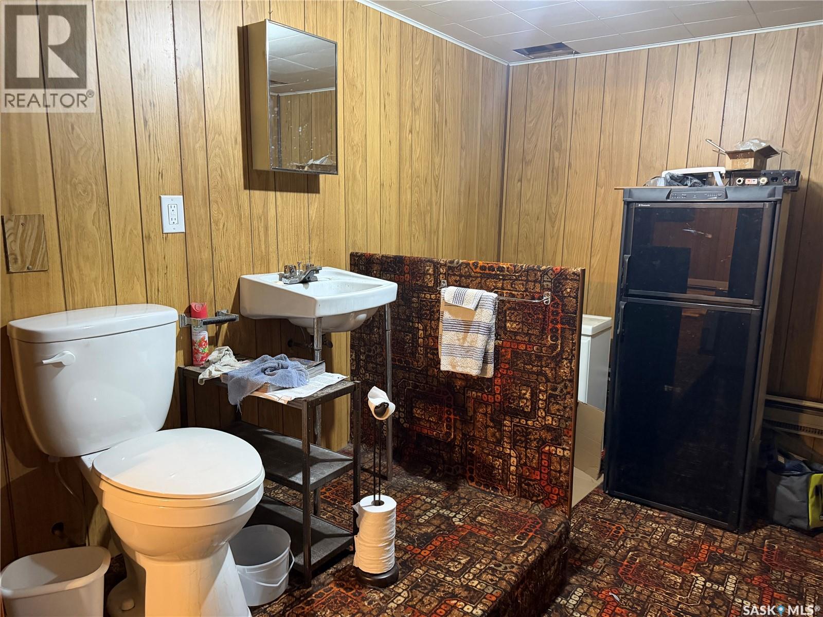 205 Pipestone AVENUE - 23