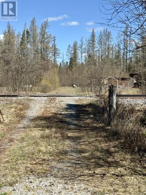 2069 Highway 17 E - 34