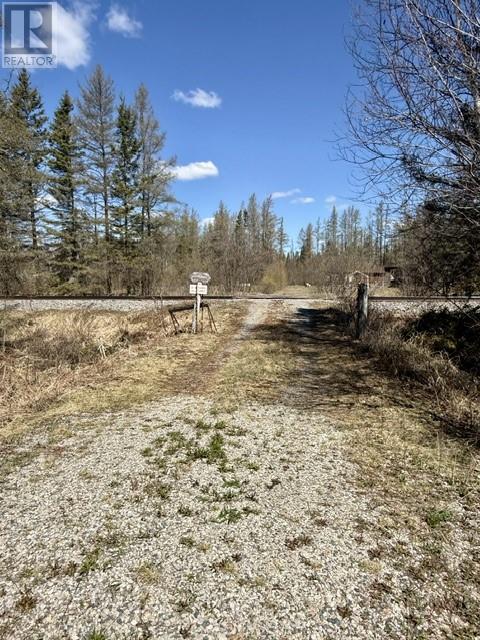 2069 Highway 17 E - 35