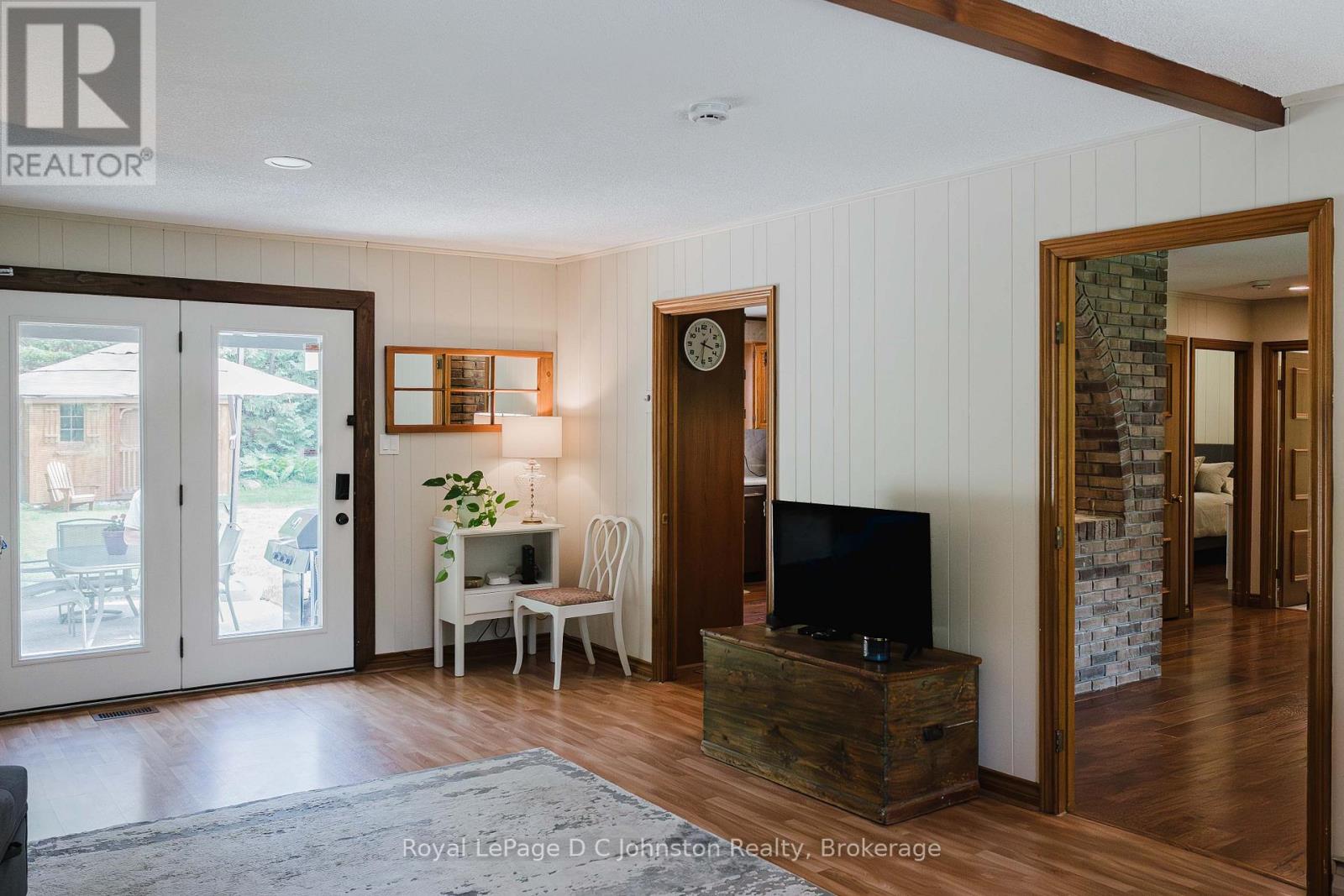 471 ECKFORD AVENUE - 12