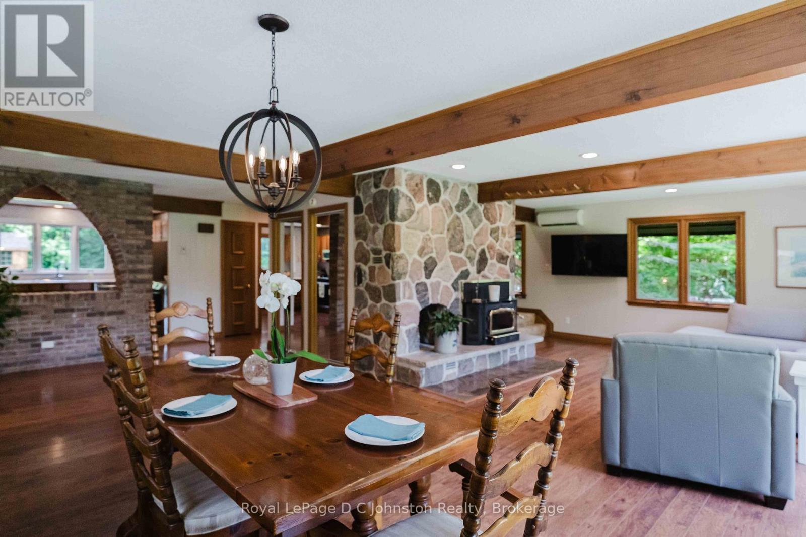 471 ECKFORD AVENUE - 21