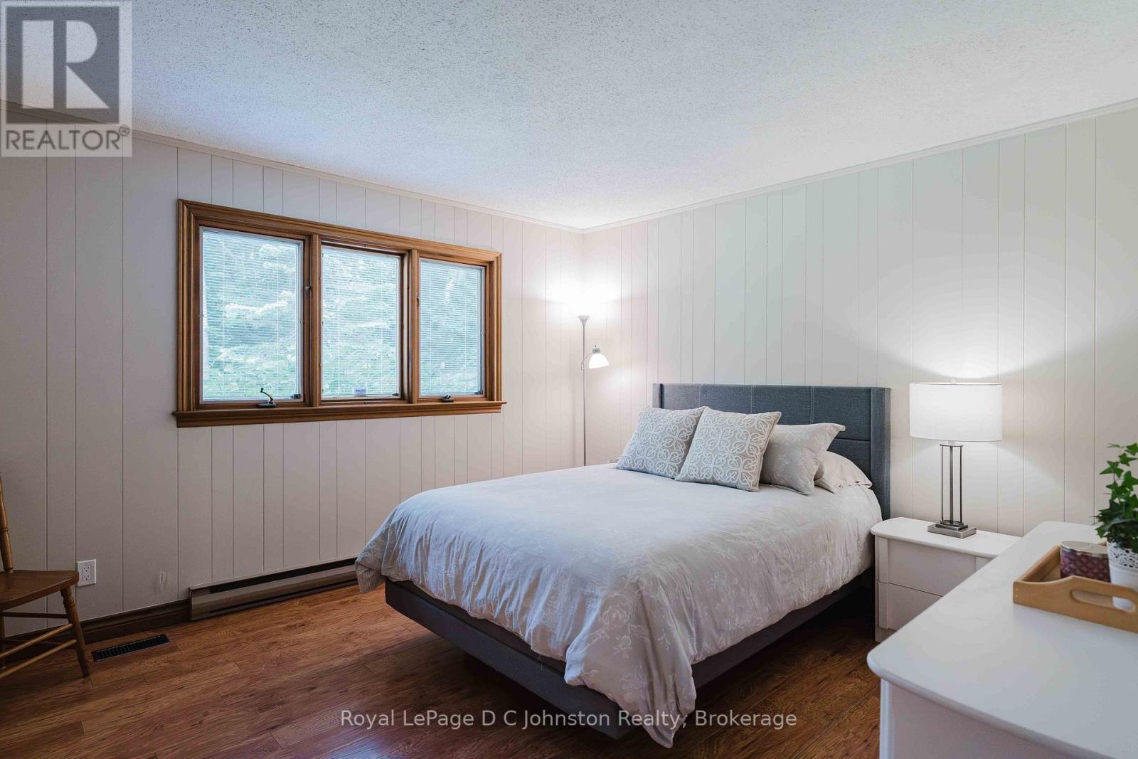 471 ECKFORD AVENUE - 26