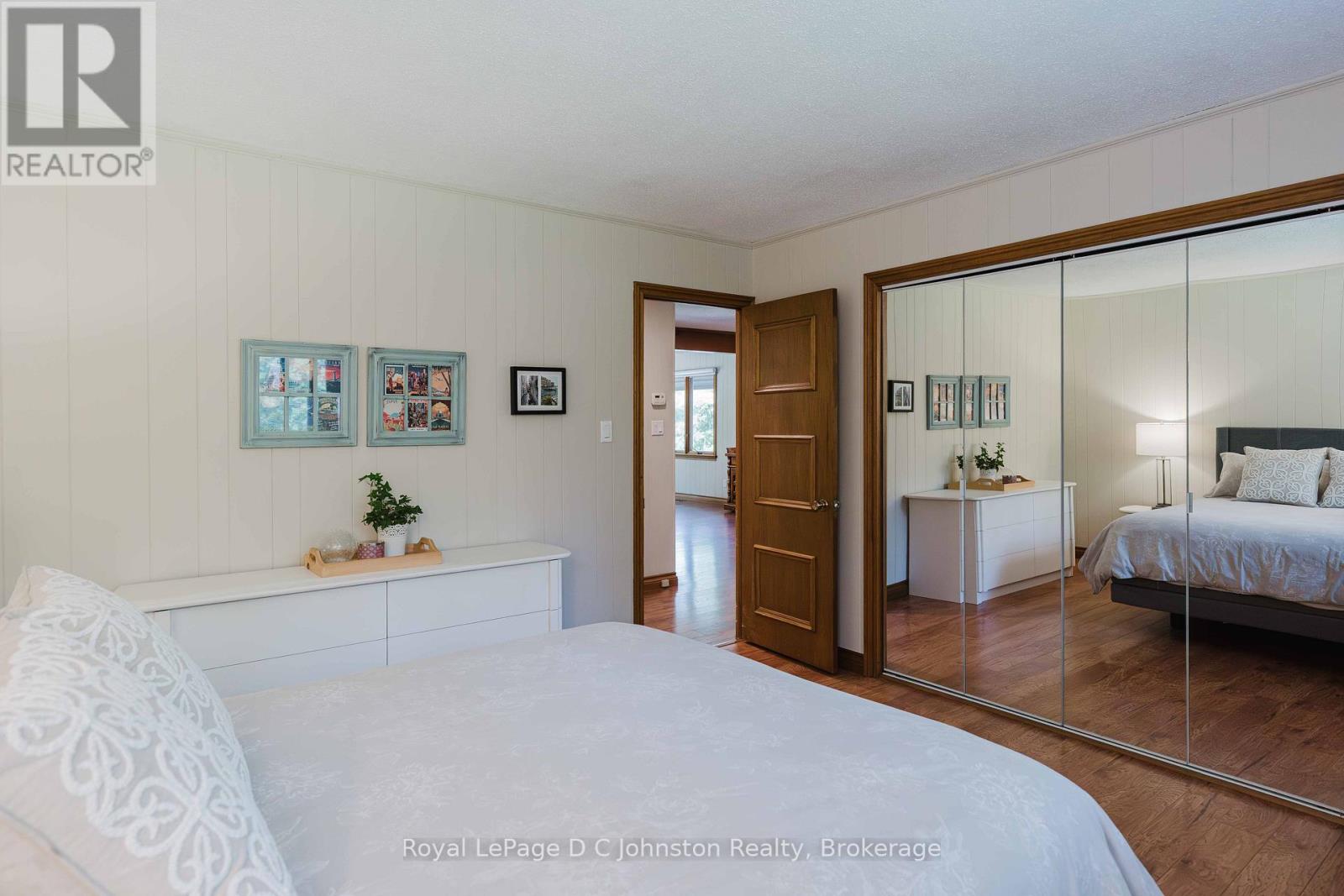 471 ECKFORD AVENUE - 27