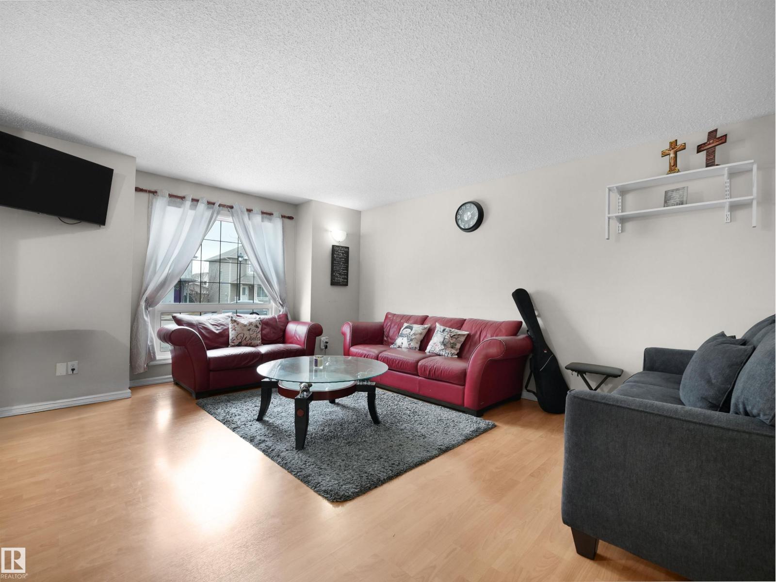 21379 89 AV NW - 7