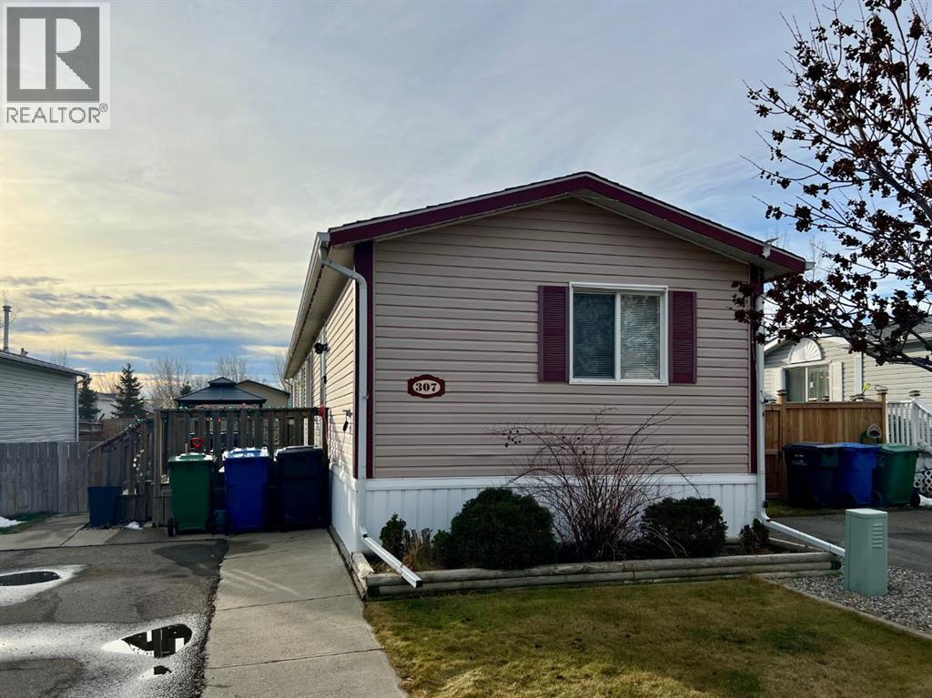 307 Spurline Avenue - 32