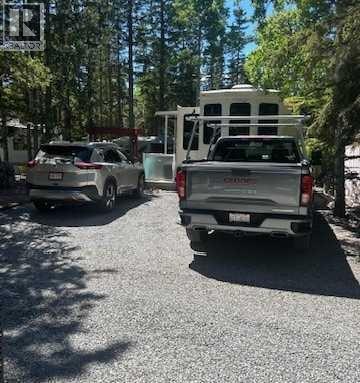 room for 3 vehicles