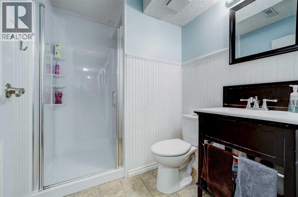 110 Temple Boulevard W — photo 29