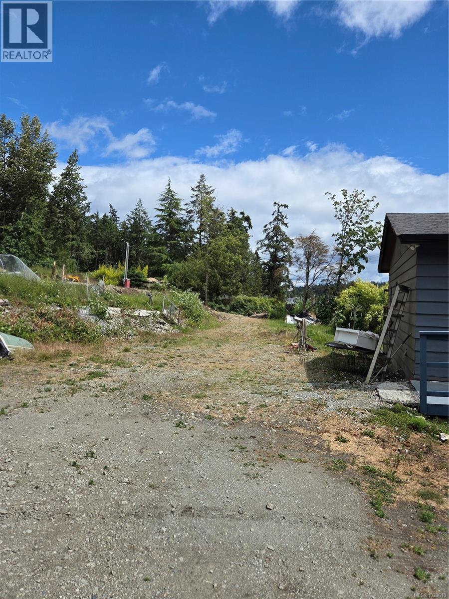 1824 Swartz Bay Rd - 11