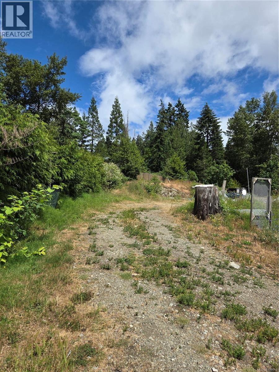 1824 Swartz Bay Rd - 4