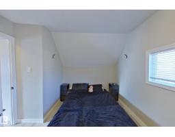 9328 106a Av Nw, Edmonton, AB T5H0S7 Photo 22