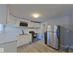 9328 106a Av Nw, Edmonton, AB T5H0S7 Photo 11