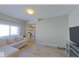 Bedroom 2 - 9328 106a Av Nw, Edmonton, AB T5H0S7 Photo 6