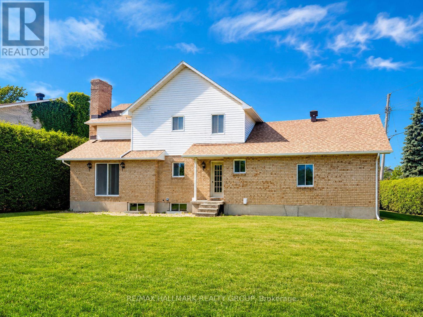 591 LAURIN STREET - 23