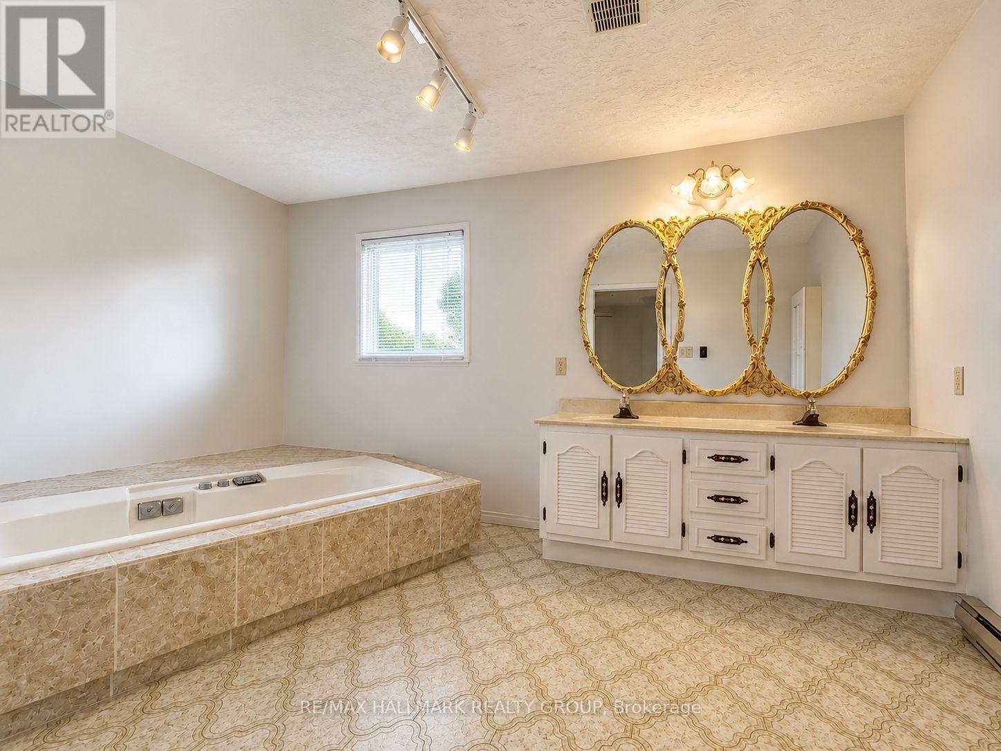 591 LAURIN STREET - Image 30