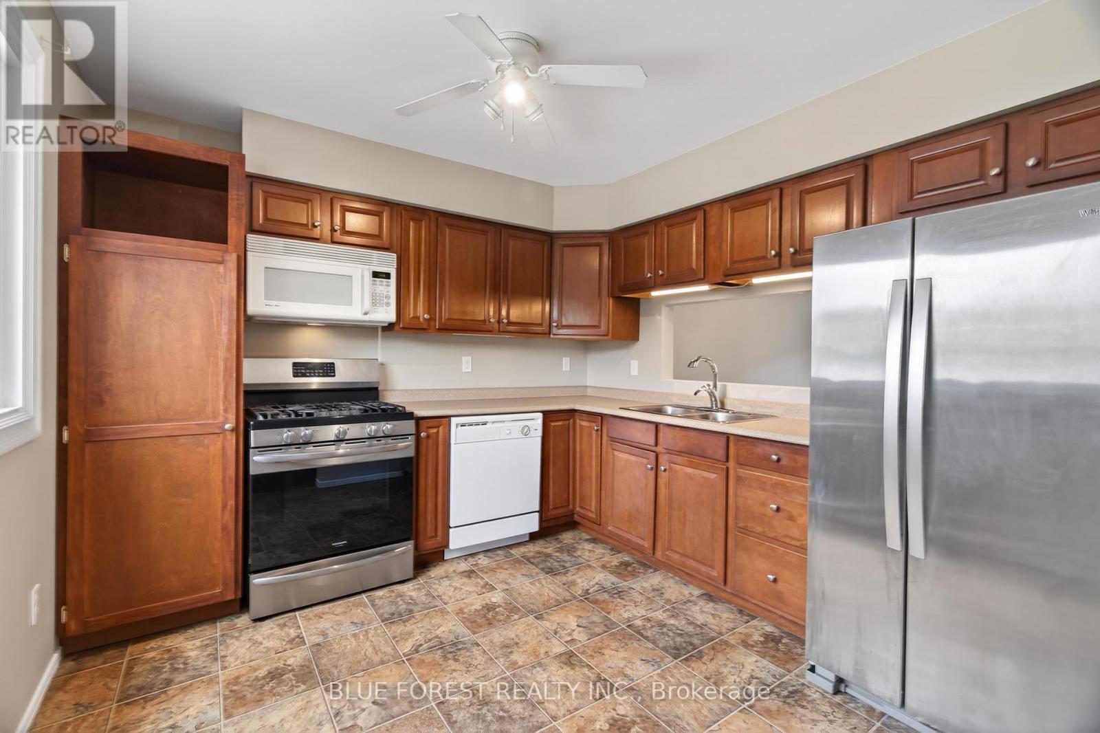 #2 450 POND MILLS ROAD - 11