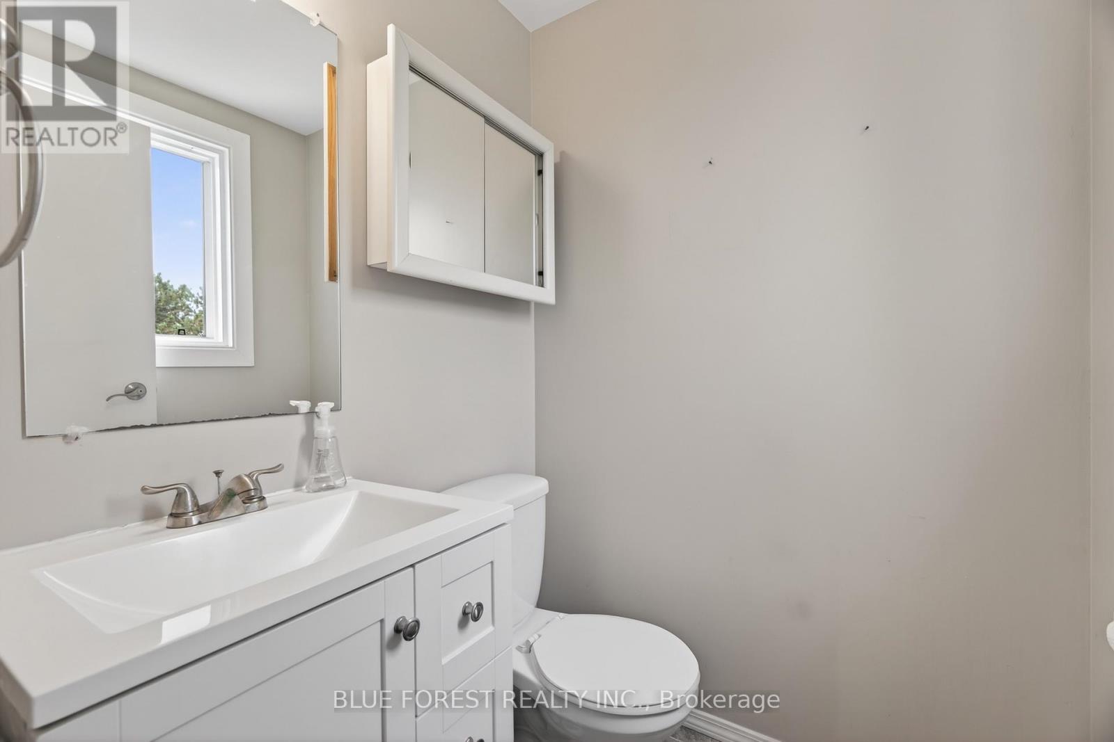 #2 450 POND MILLS ROAD - 14