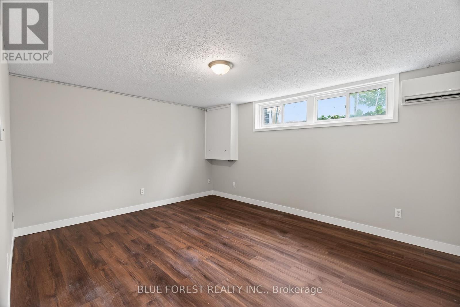 #2 450 POND MILLS ROAD - 5