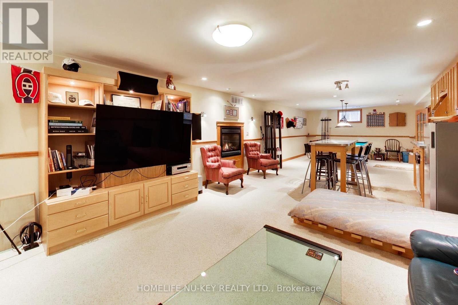 78 BROWN WOOD DRIVE - 28
