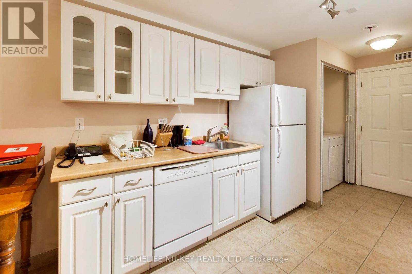 78 BROWN WOOD DRIVE - 38