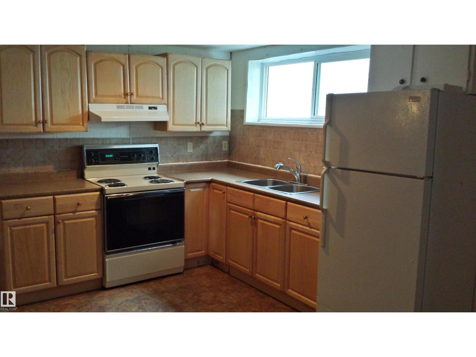10219 155 ST NW — photo 9