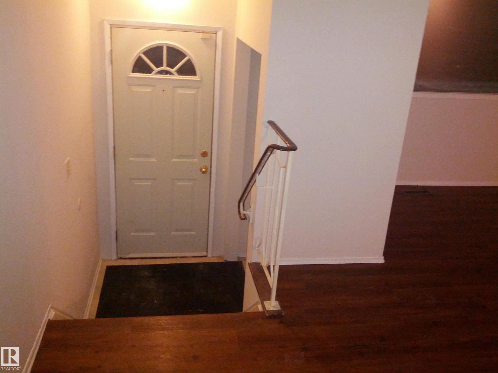 10219A 155 ST NW - 3