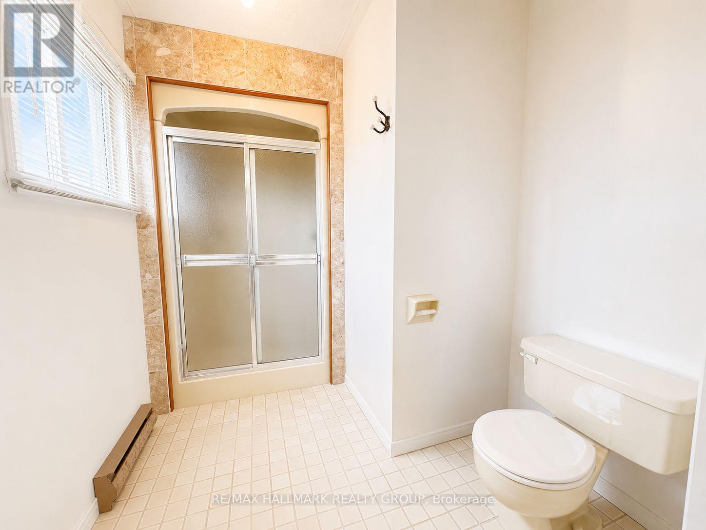 591 LAURIN STREET - 17