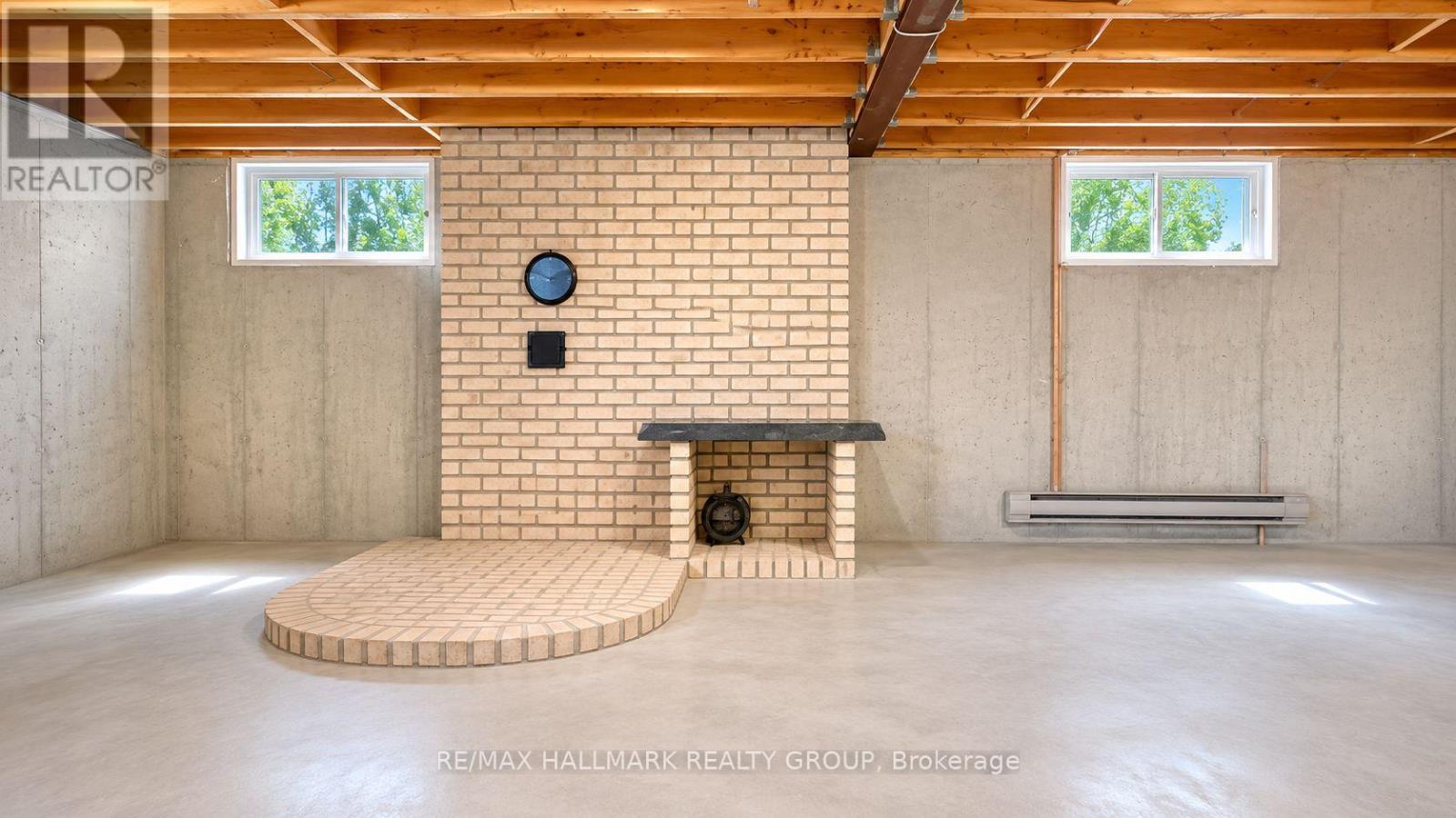 591 LAURIN STREET - 31