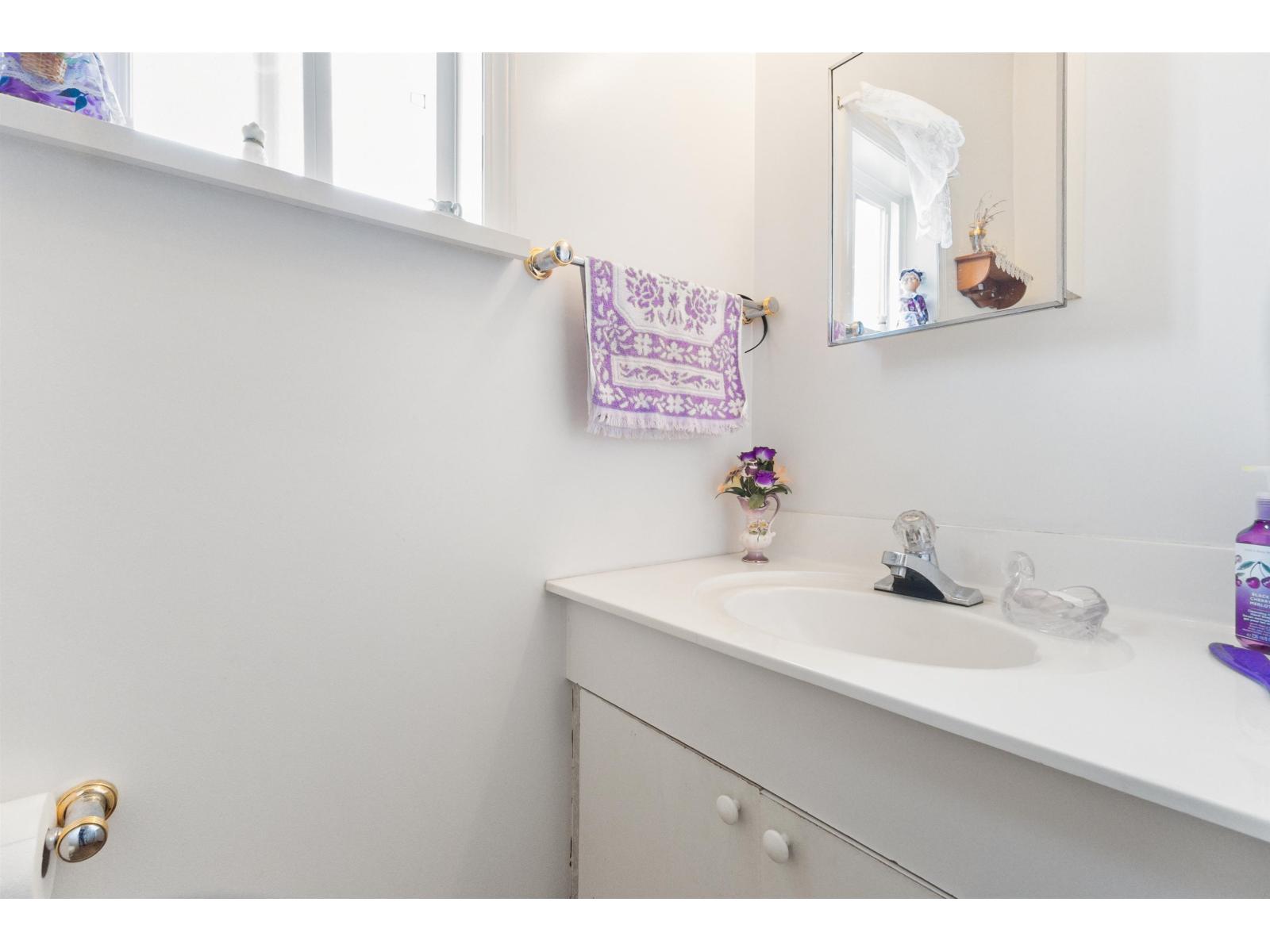 1446 TOWNLINE ROAD, Abbotsford
