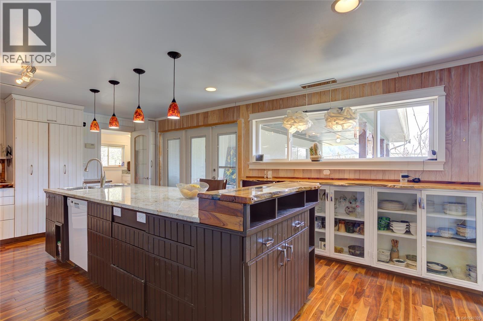 139 North Shore Rd - 5