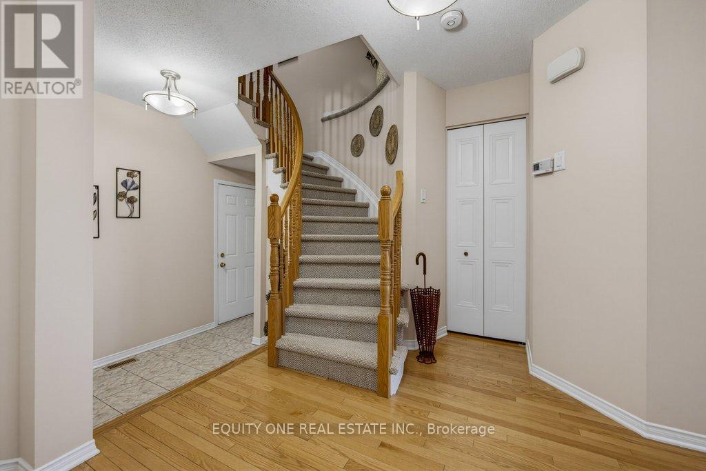 3 Bed, 4 Bath House for Sale in Ottawa – 325 APPLECROSS CRESCENT, Ottawa – MLS# X13443246 - Image 5