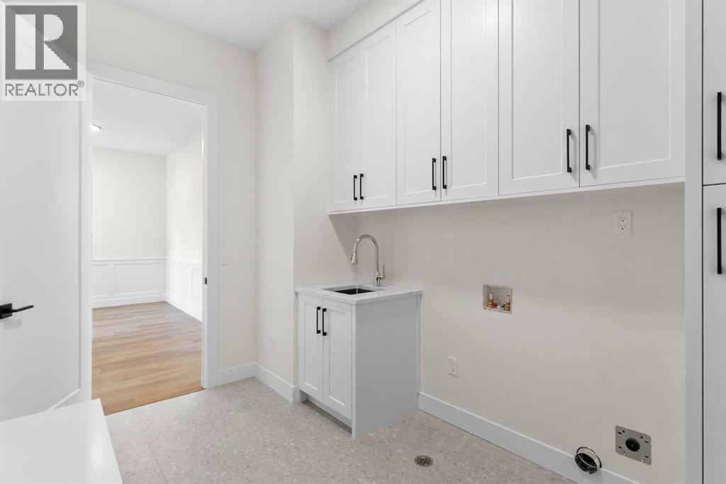 716 Mandalay Avenue — photo 16