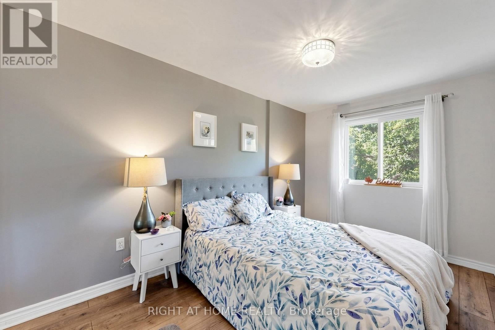 #172 2001 BONNYMEDE DRIVE - 16