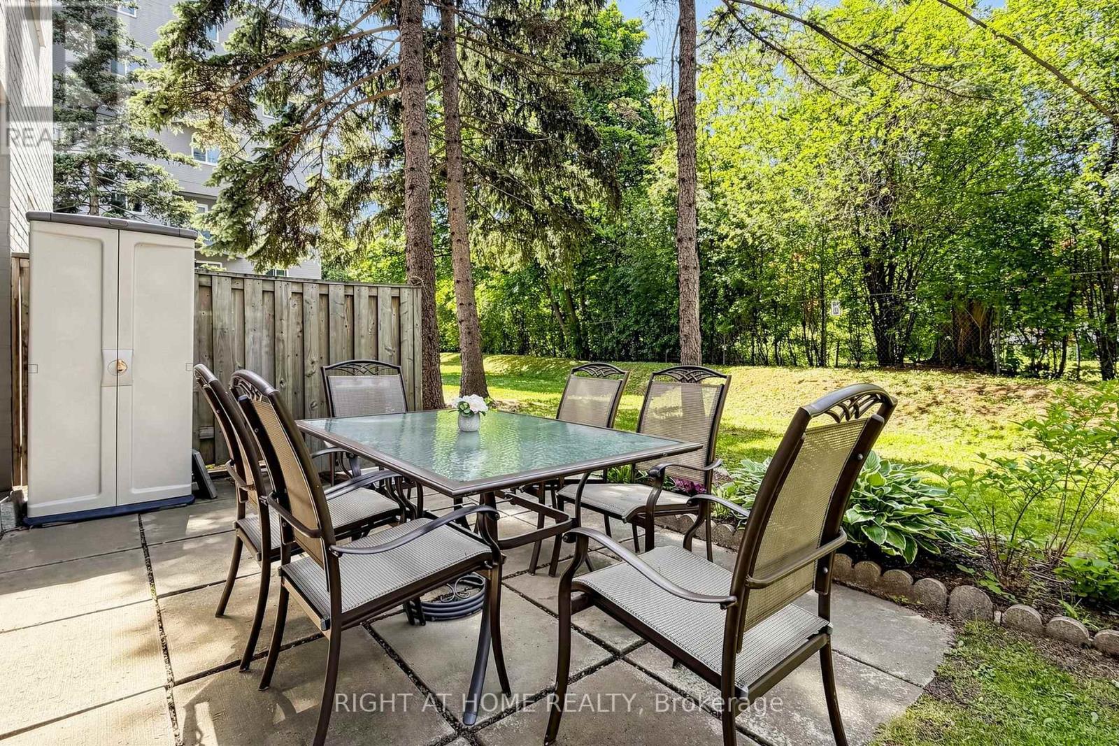 #172 2001 BONNYMEDE DRIVE - 30