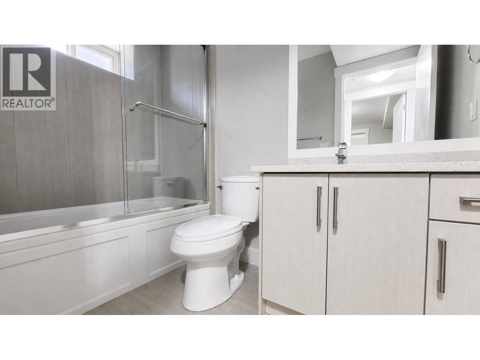 1975 COQUITLAM AVENUE, Port Coquitlam