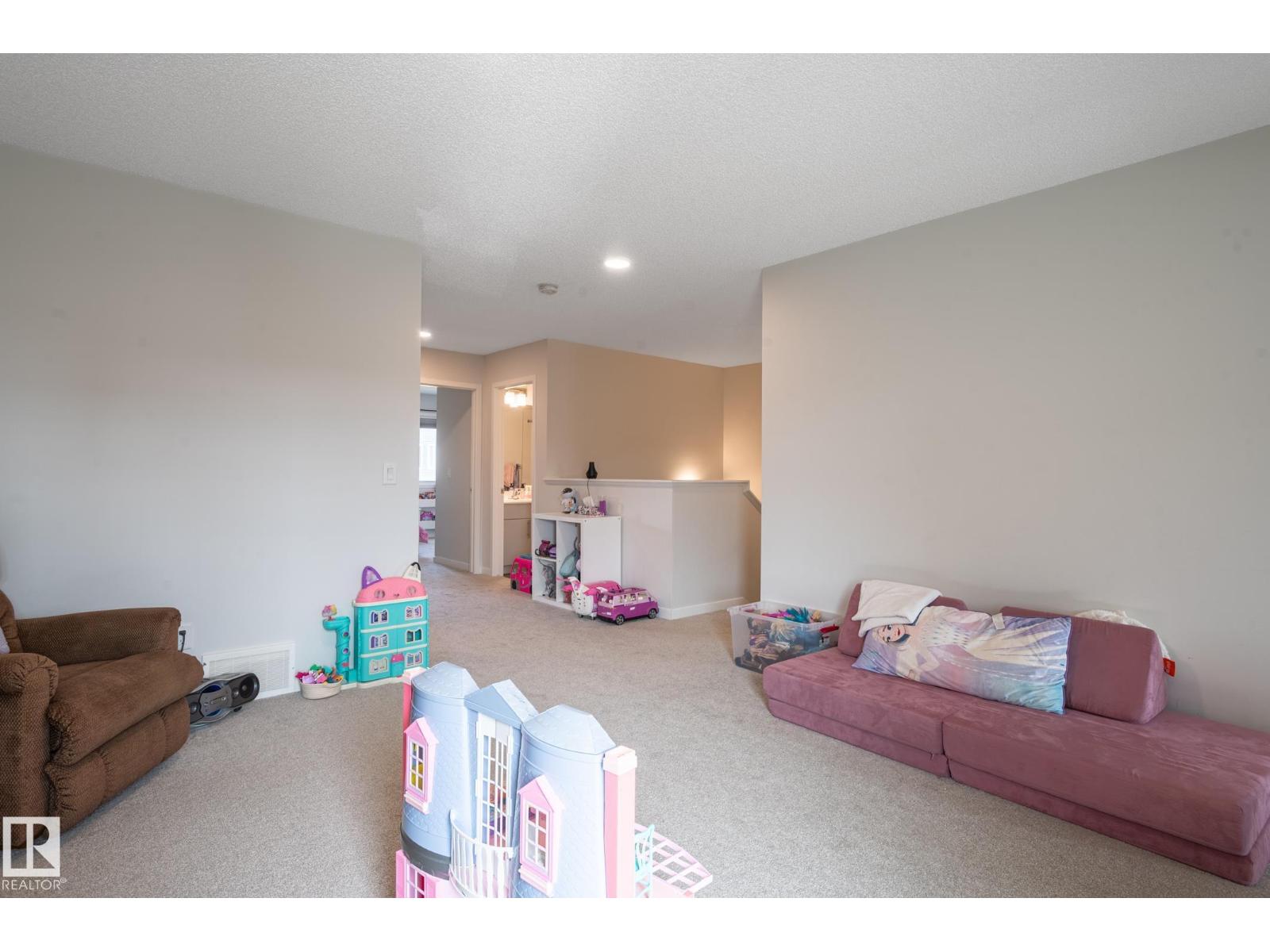 17562 63A ST NW - 21