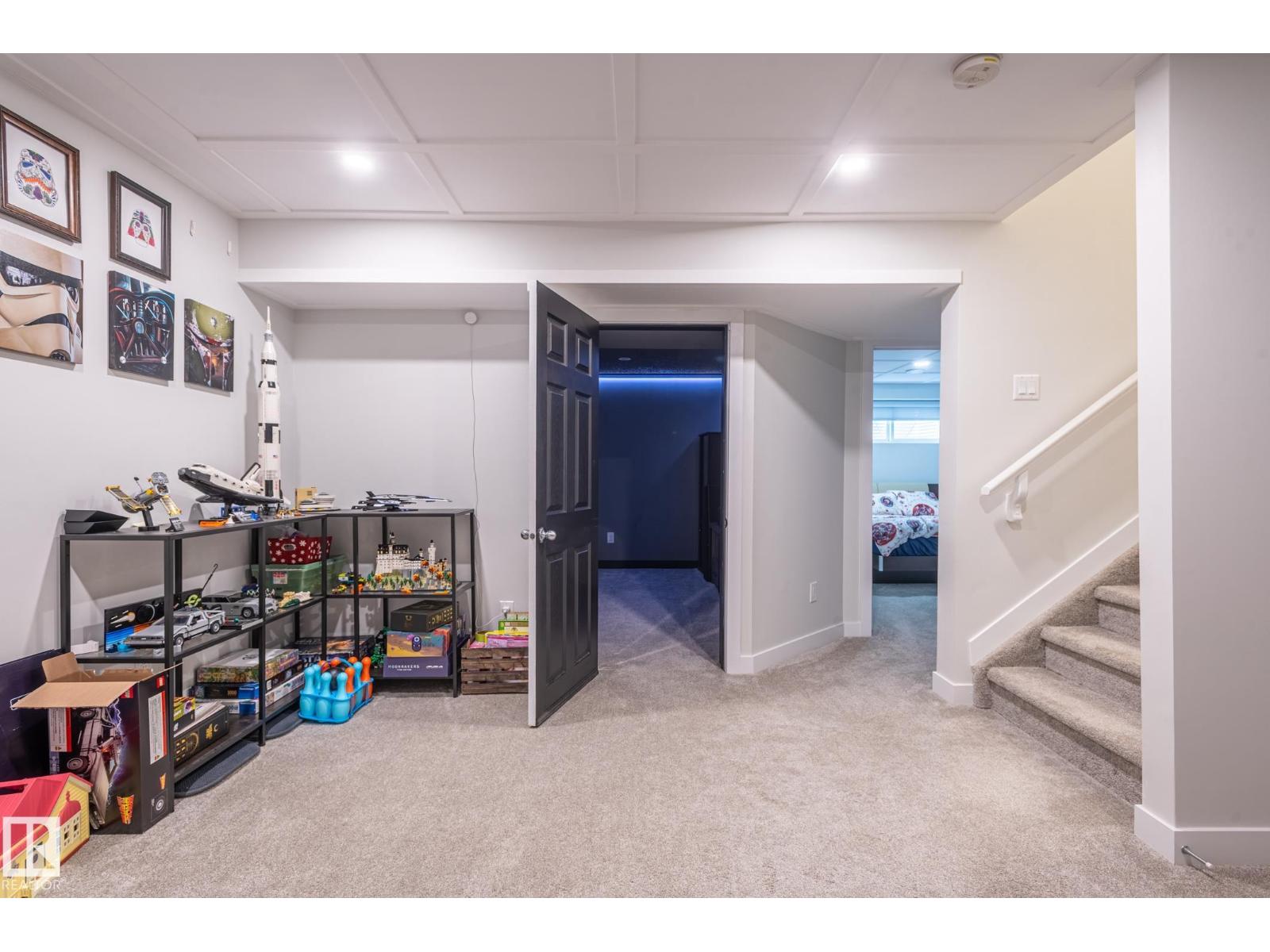 17562 63A ST NW - 38