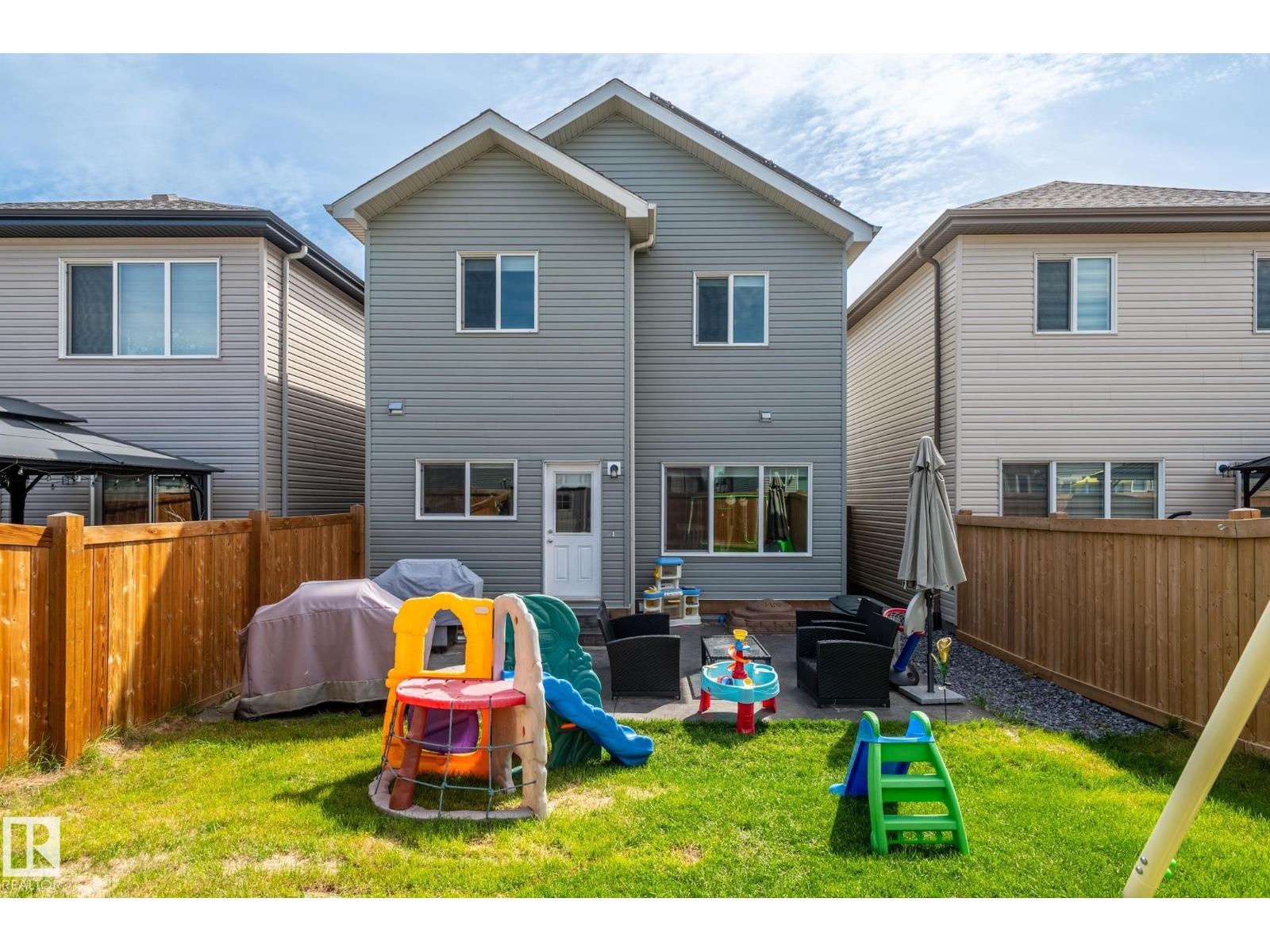 17562 63A ST NW - 43