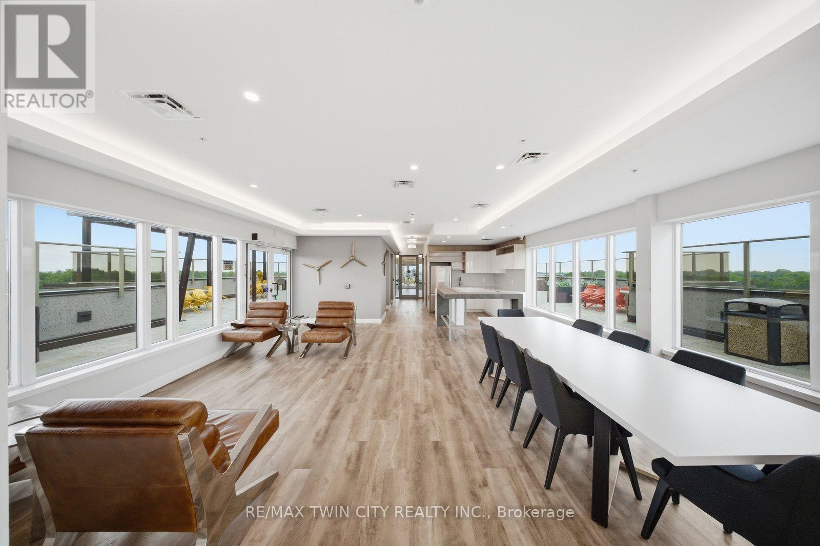 #108 34 NORMAN STREET - 23