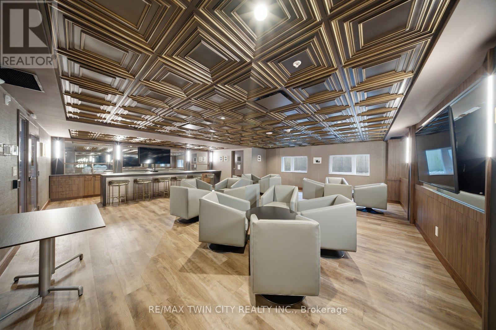#108 34 NORMAN STREET - 32
