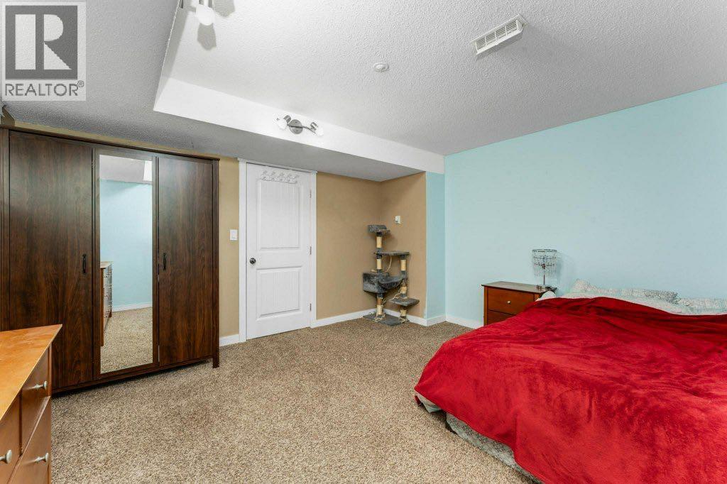 5521 46 Street — photo 25
