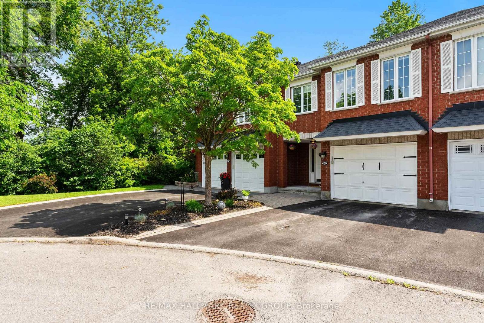 2 Bed, 3 Bath House for Sale in Ottawa – 243 GLADEVIEW PRIVATE, Ottawa – MLS# X13091766 - Image 31