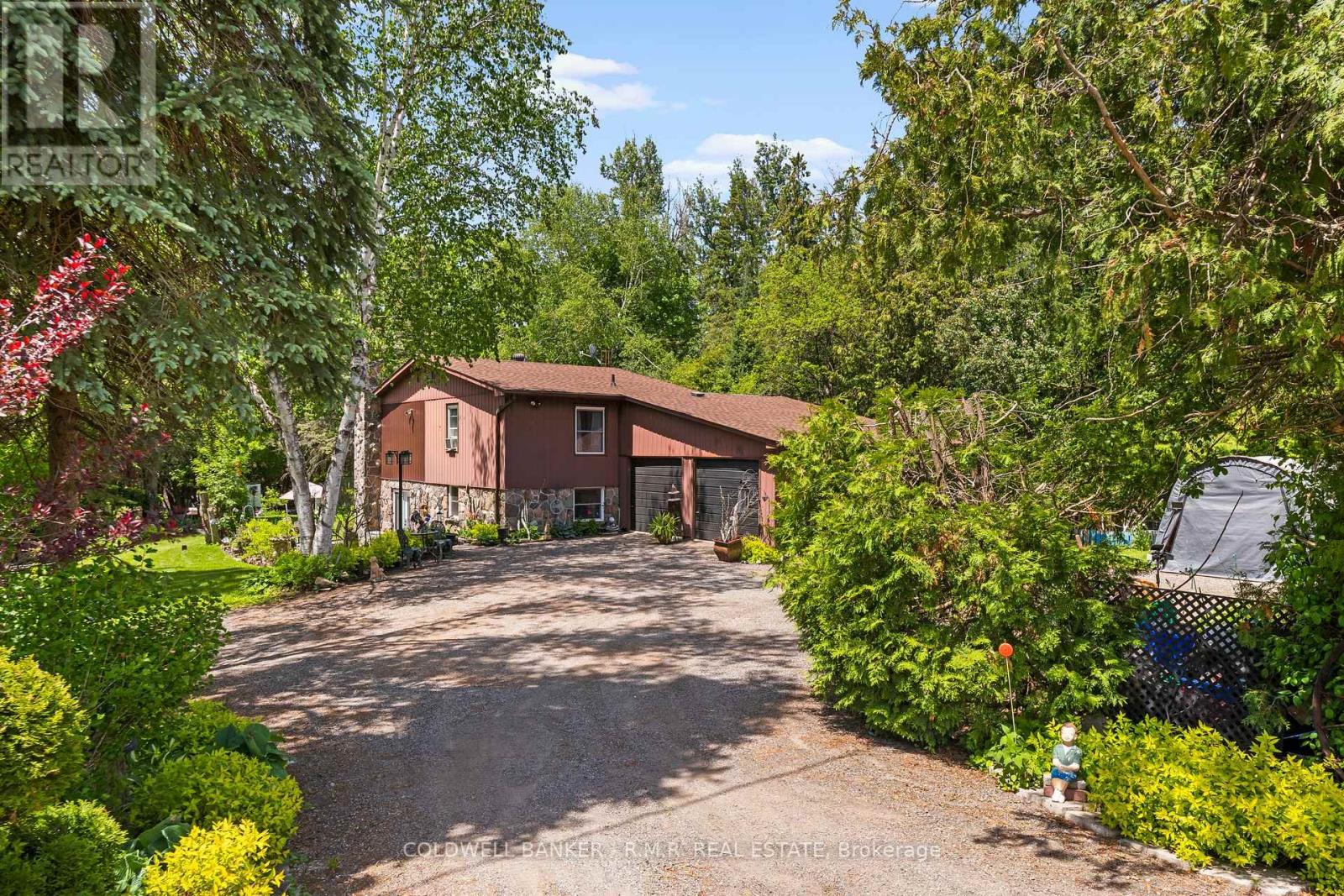 204 ACTON ROAD - 32