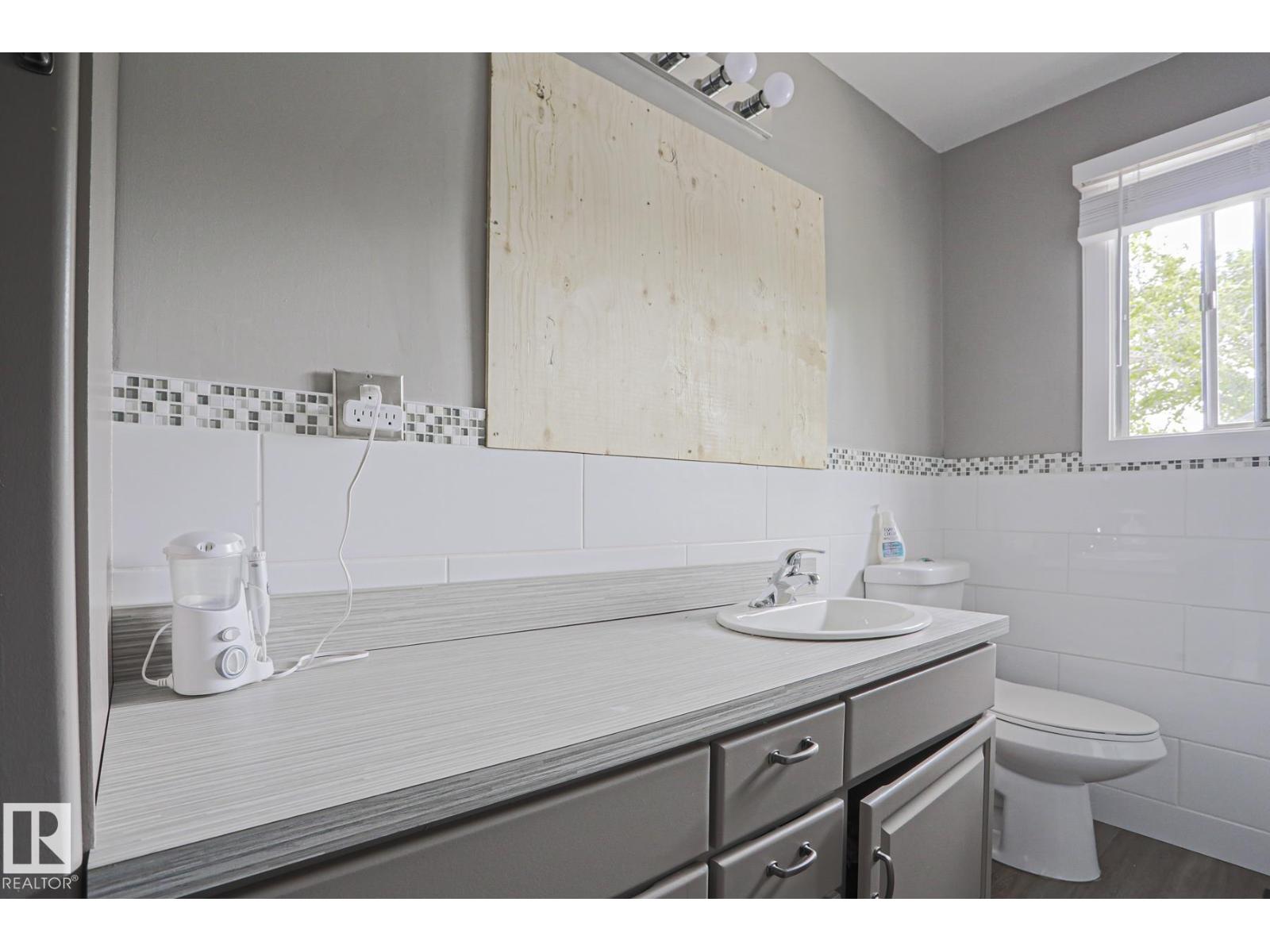 12517 79 ST NW — photo 39