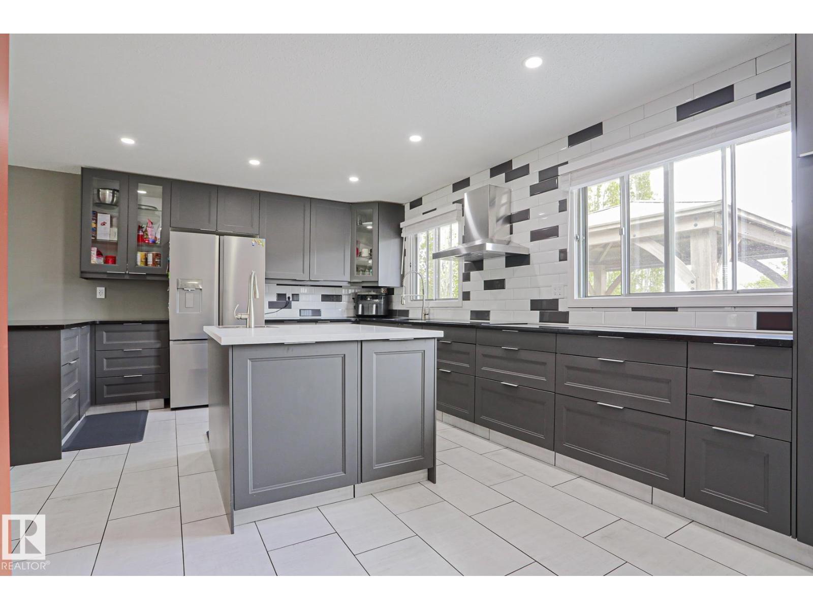12517 79 ST NW — photo 31