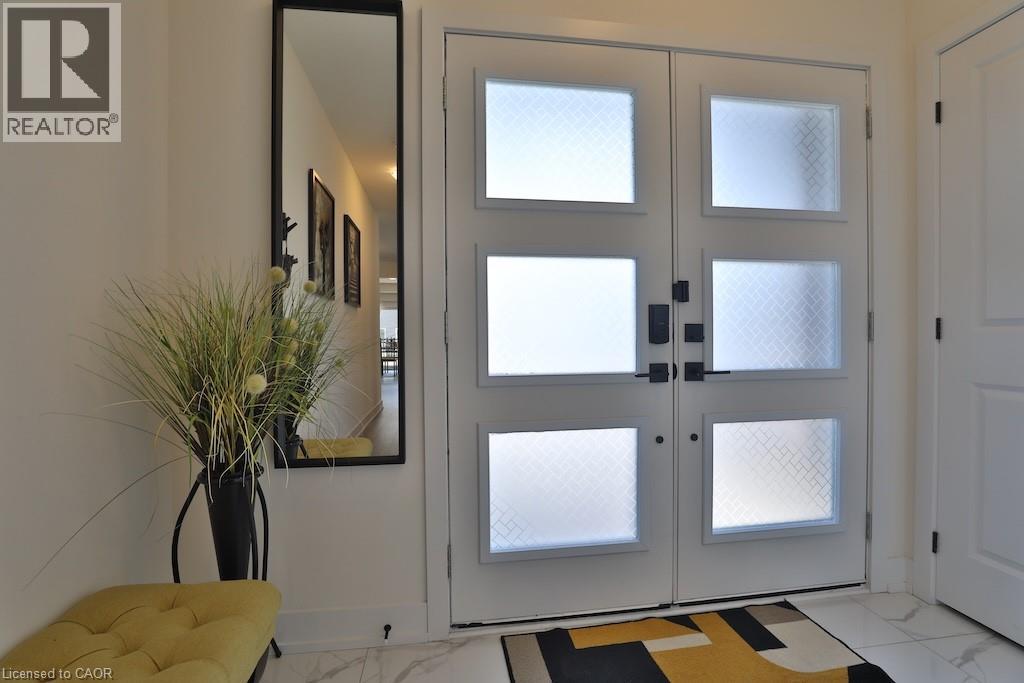 72 DUSENBURY Drive - 4