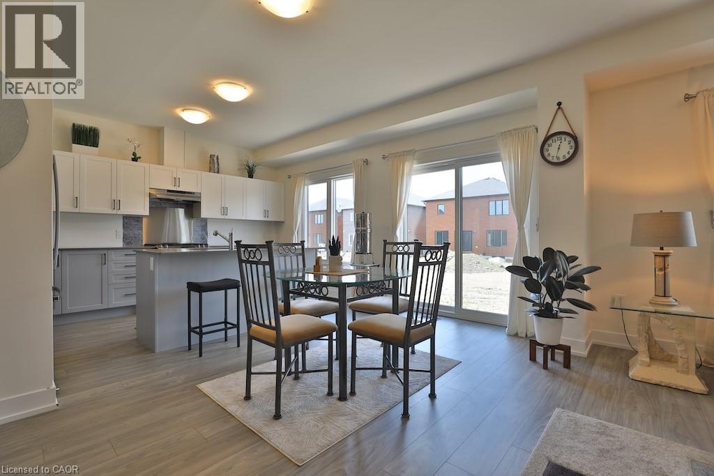 72 DUSENBURY Drive - 12