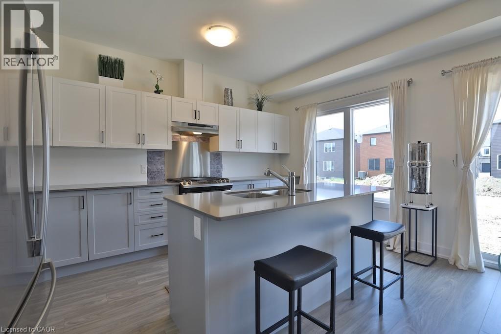72 DUSENBURY Drive - 13