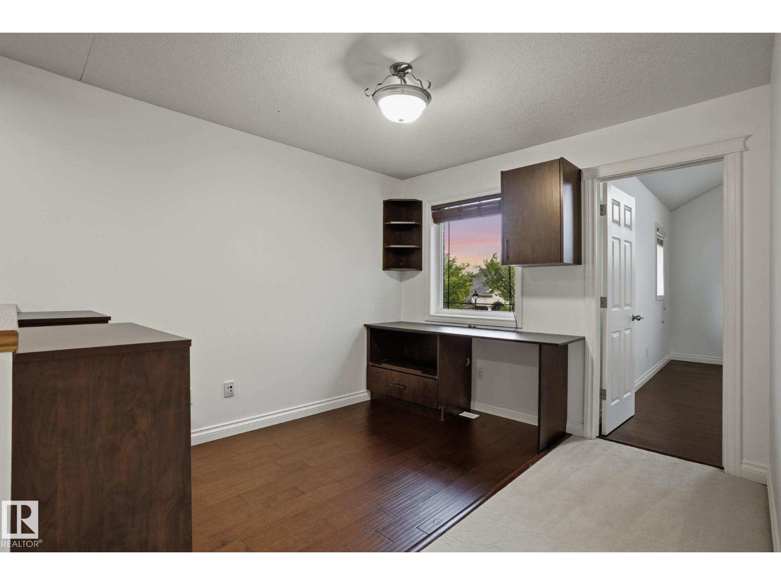 926 HOLLINGSWORTH BN NW - 49
